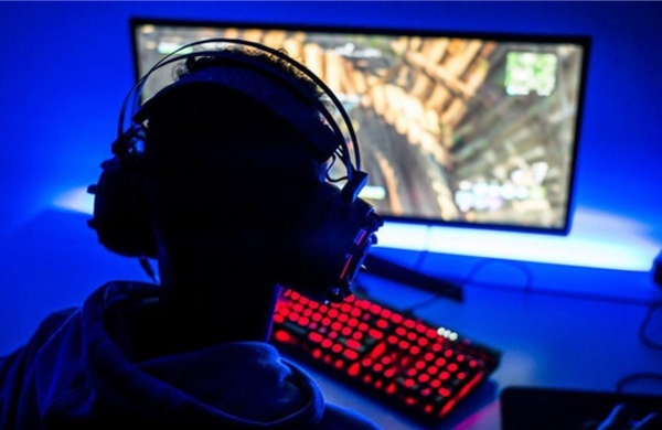 Cảnh báo tình trạng nghiện game ở giới trẻ
