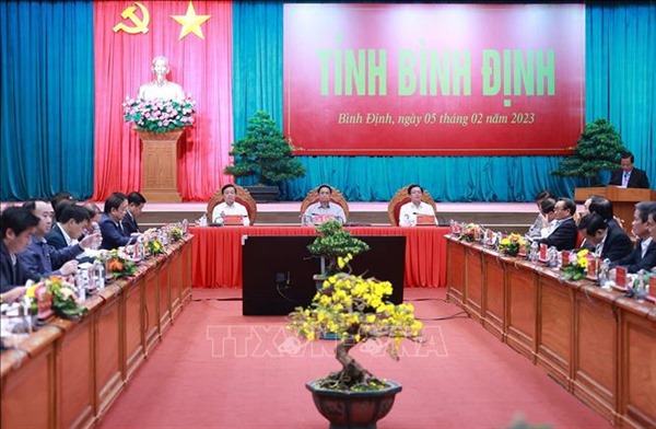 Thủ tướng Phạm Minh Chính làm việc với Ban Thường vụ Tỉnh ủy Bình Định