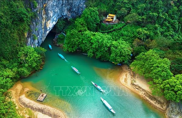 Đánh thức &#39;chuỗi tài nguyên vàng&#39; - Bài 1: Hợp nhất lịch sử và thiên nhiên - Nền tảng phát triển du lịch