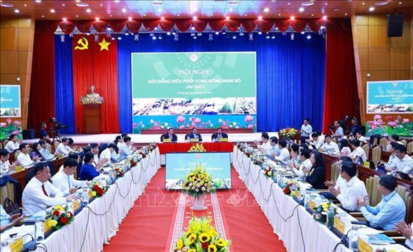 Bộ trưởng Nguyễn Chí Dũng: Cụ thể hóa chủ trương về hợp tác, liên kết phát triển vùng