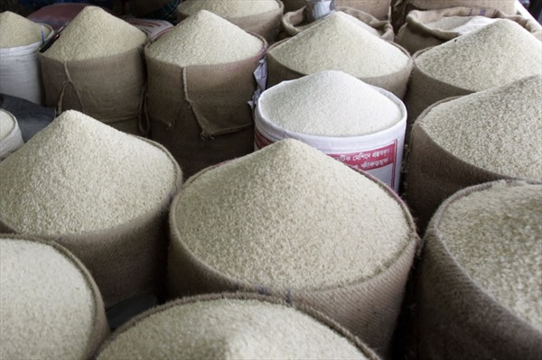 Giá gạo xuất khẩu tăng trở lại