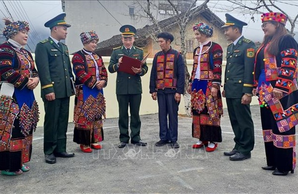 Quân dân đoàn kết bảo vệ chủ quyền lãnh thổ, an ninh biên giới quốc gia