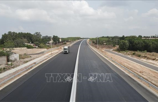 Lâm Đồng gấp rút thi công hai tuyến cao tốc sau kỳ nghỉ lễ