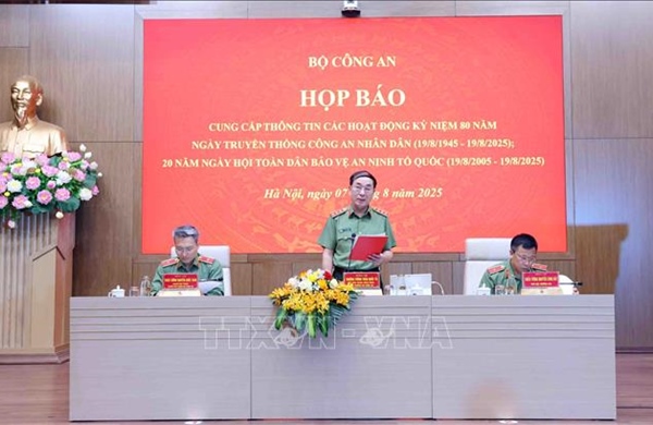 Kỷ niệm 80 năm Ngày truyền thống lực lượng Công an nhân dân thiết thực, gần gũi với người dân