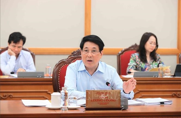 Bộ Chính trị làm việc với 6 Ban Thường vụ Tỉnh ủy