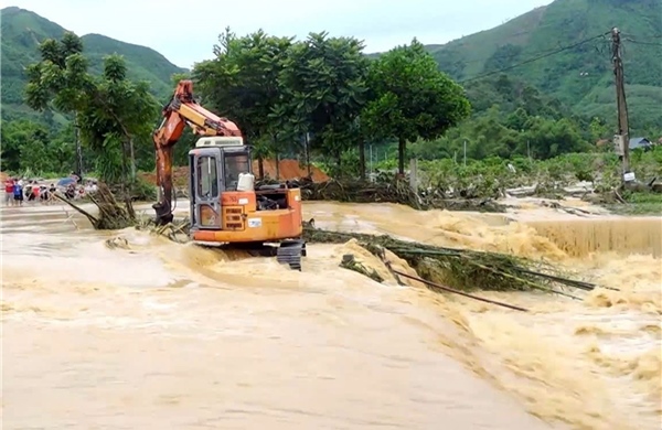 Đề phòng lũ quét, sạt lở đất ở Đà Nẵng và Quảng Ngãi