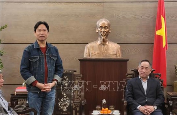 Bảo tàng Mỹ thuật Việt Nam tiếp nhận 4 tác phẩm mỹ thuật ứng dụng