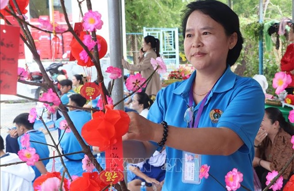 Tết của những nhà giáo xa quê ở Đất Mũi