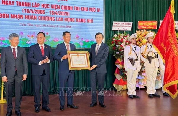 Đổi mới mạnh mẽ công tác đào tạo, bồi dưỡng cán bộ của Đảng