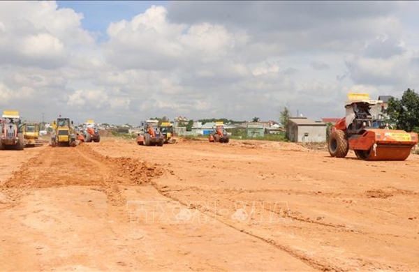 Đẩy nhanh giải ngân vốn đầu tư công hỗ trợ cho tăng trưởng kinh tế