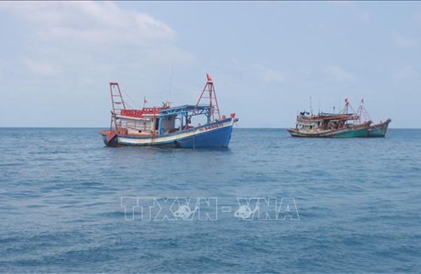 Tạo chuyển biến trong ngư dân về khai thác biển