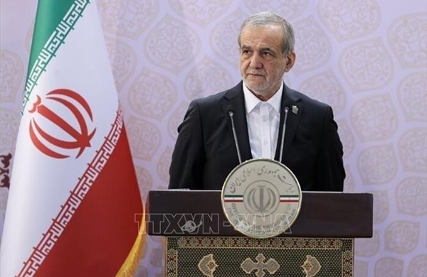 Iran khẳng định sẵn sàng đối thoại trong khuôn khổ luật pháp quốc tế