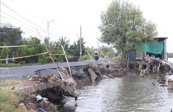 Cà Mau sớm khắc phục sụt lún, sạt lở bờ sông