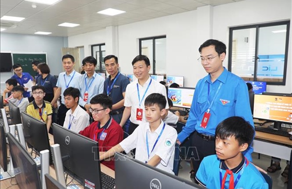 Tìm kiếm tài năng công nghệ trẻ