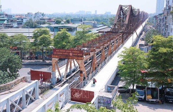 Cầu Long Biên sẵn sàng thông xe từ 0h ngày 28/5