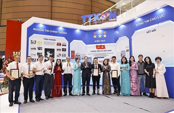 Thông tấn xã Việt Nam vinh dự nhận 7 giải thưởng Giải Báo chí Quốc gia lần thứ XX
