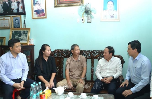 Phó Thủ tướng Lê Tiến Châu tri ân người có công tại Thanh Hóa