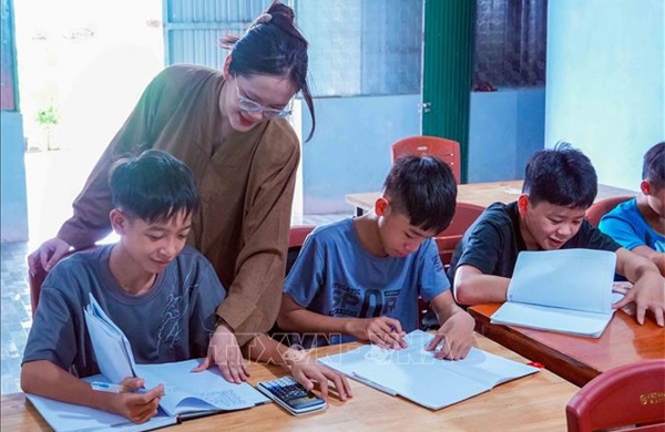 Lớp học '0 đồng' lan tỏa tri thức trong dịp hè