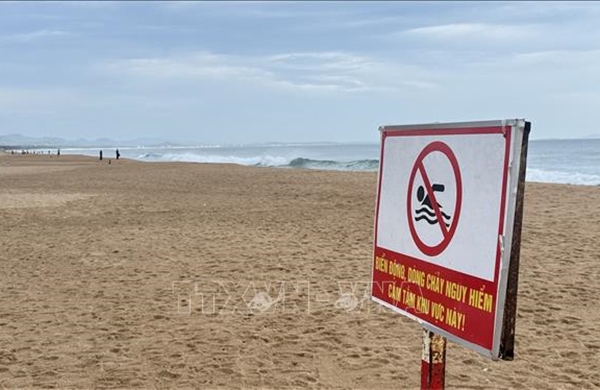 Chấn chỉnh tình trạng mê tín dị đoan trong vụ du khách đuối nước tại Tuy Hòa