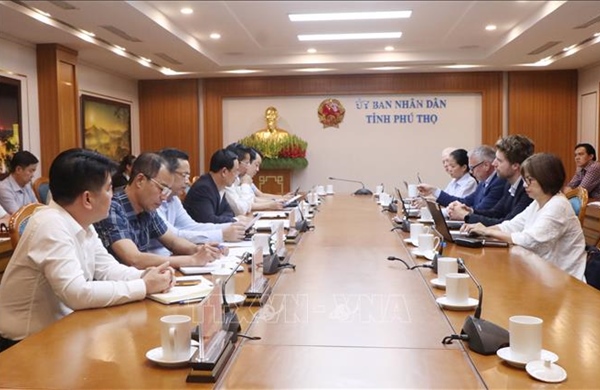 Phú Thọ và Ngân hàng Tái thiết Đức trao đổi phương án xử lý nước thải khu bờ trái sông Đà