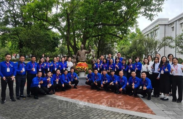 Thanh niên Việt Nam - Trung Quốc tiếp nối tình hữu nghị, chung tay mở ra tương lai
