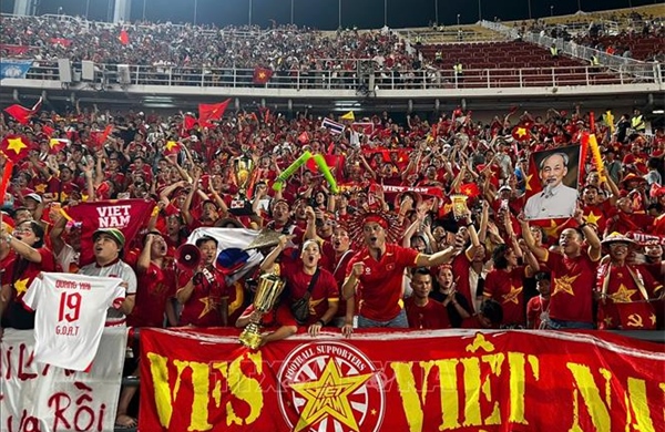 Chung kết lượt đi ASEAN Cup 2026: Rực sắc đỏ mừng chiến thắng của đội tuyển Việt Nam