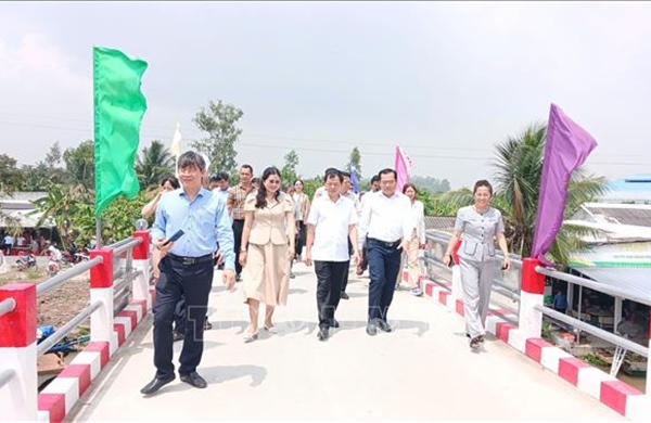   Cà Mau khánh thành cầu mới nối đôi bờ tuyến kênh Cầu Sập - Ninh Quới
