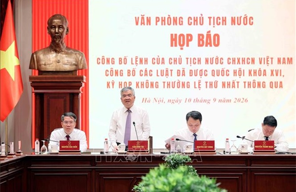 Họp báo công bố Lệnh của Chủ tịch nước về 15 luật