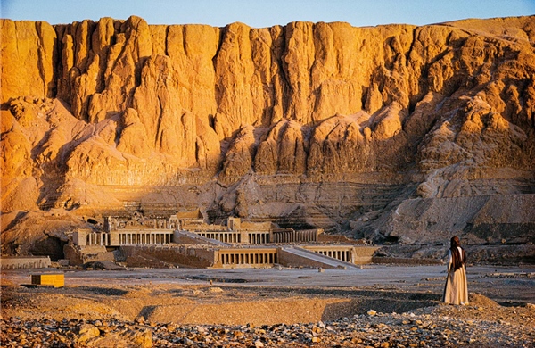 Người phụ nữ đầu tiên làm Pharaoh Ai Cập - Kỳ cuối: Ngôi đền triệu tuổi