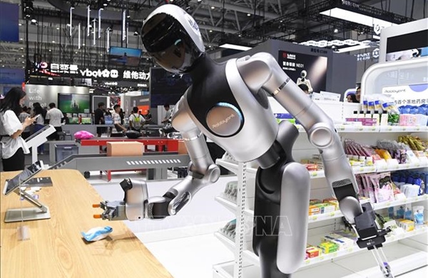 Trung Quốc tăng tốc phát triển robot hình người, hướng tới lực lượng lao động AI