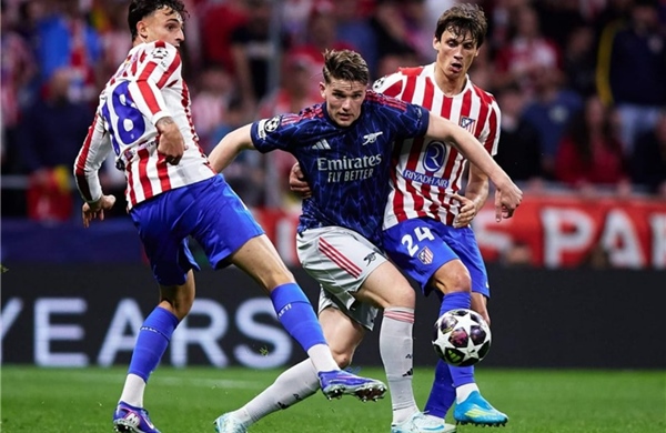 Arsenal - Atletico Madrid: Giấc mơ Budapest