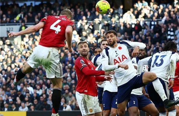 Những màn đại chiến vòng 25 Ngoại hạng Anh