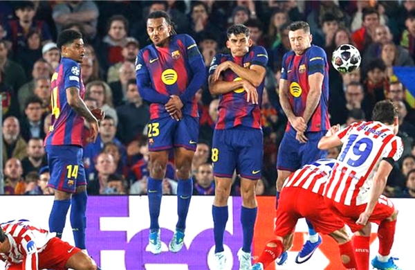 Atletico là khắc tinh của Barca ở Champions League