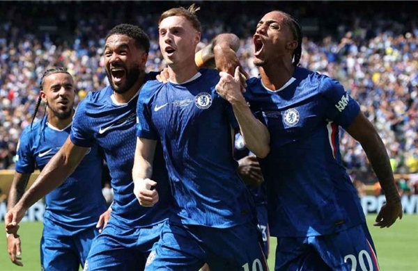 Chelsea dần trở thành &#39;thế lực&#39; của bóng đá thế giới