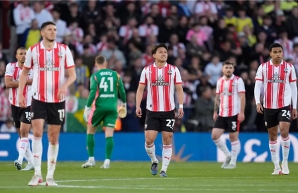 Southampton bị loại khỏi trận chung kết play-off Championship
