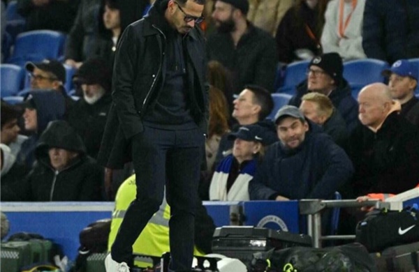 Sa thải HLV Liam Rosenior: Sự rối bời của Chelsea