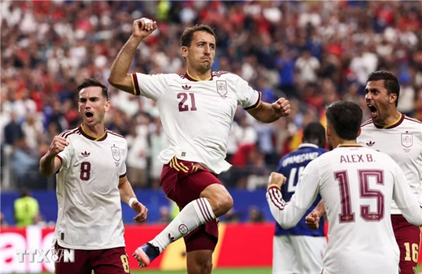 La Roja đang trở thành ‘khắc tinh’ mới của Gà trống Gô-loa