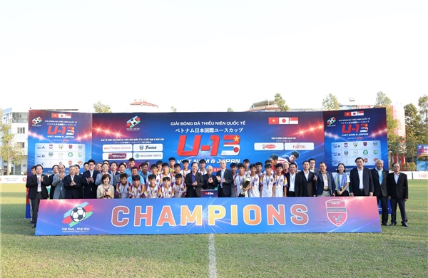 Giải Bóng đá Thiếu niên quốc tế U13 Việt Nam - Nhật Bản năm 2025 sôi nổi, fair-play và đầy cảm xúc