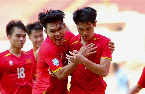 ‘Song Bắc’ tỏa sáng, U23 Việt Nam vào chung kết U23 Đông Nam Á 2025