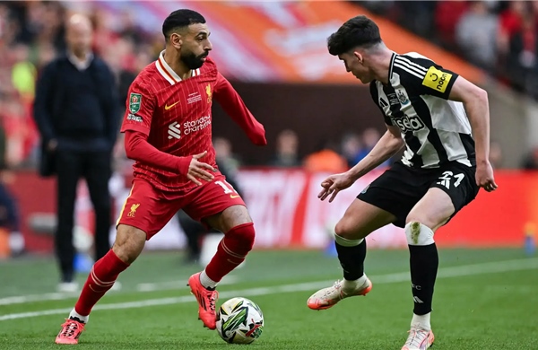 Newcastle – Liverpool: Trận chiến vì Isak