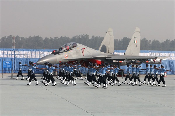 Ấn Độ nỗ lực tìm kiếm nguồn cung thay thế vũ khí Nga