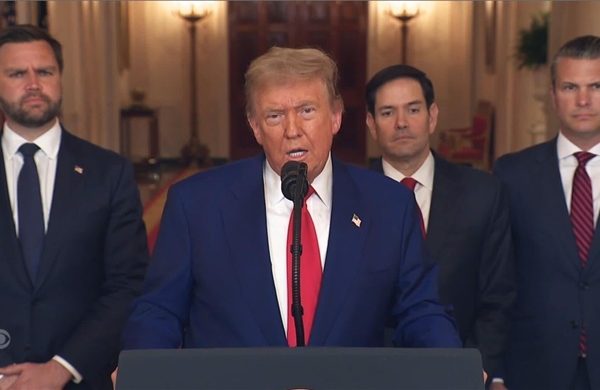 Tấn công Iran: Canh bạc hiểm nguy và bước ngoặt chính sách đối ngoại của Tổng thống Trump