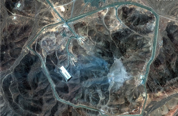 Nhà báo Seymour Hersh: Iran đã bí mật chuyển uranium trước cuộc không kích Mỹ