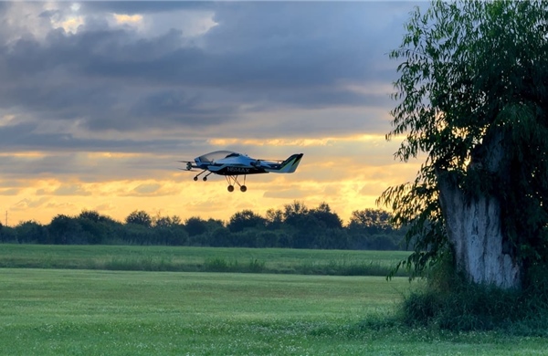 Israel trình làng &#39;ô tô bay&#39; AIR One