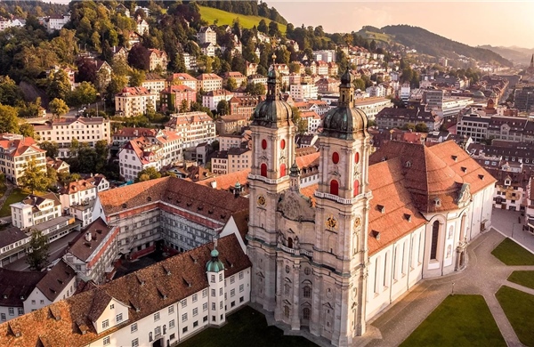 Thánh địa tri thức nghìn năm giữa lòng Thụy Sĩ