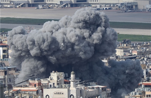 Toàn cảnh chiến sự Iran ngày thứ năm: Israel mở rộng không kích Liban, Tehran không ngừng đáp trả