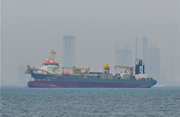 Điều gì sẽ xảy ra với thị trường dầu mỏ khi eo biển Hormuz mở lại?