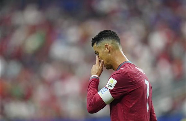 Cristiano Ronaldo khép lại hành trình World Cup với những dấu ấn lịch sử