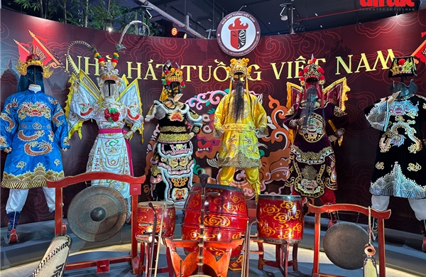 Người dân hào hứng trải nghiệm 12 ngành công nghiệp văn hóa tại triển lãm thành tựu đất nước 