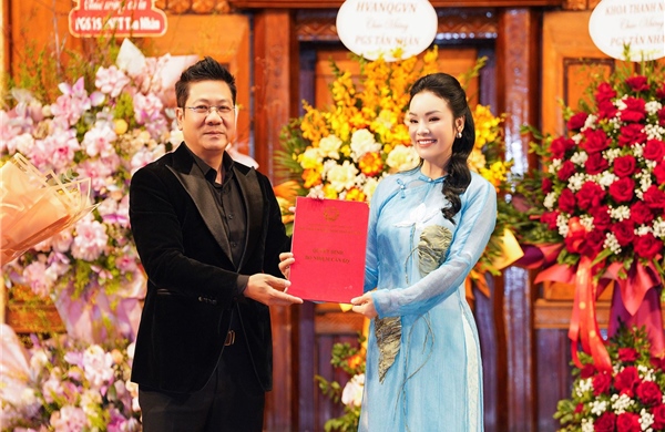 NSƯT Tân Nhàn được bổ nhiệm Phó Giáo sư: Ghi nhận hành trình cống hiến bền bỉ 